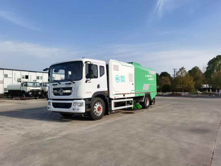 東風(fēng)D9重污染四季清掃車