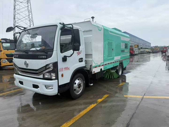 東風(fēng)大多利卡9方道路污染清除車(chē)