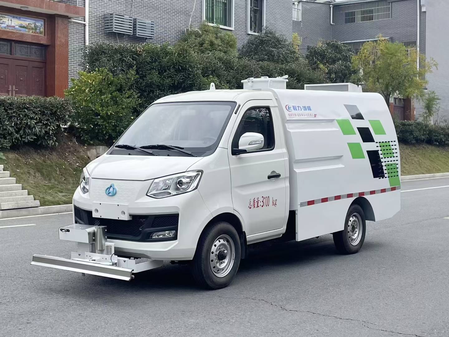 長安純電動養(yǎng)護車